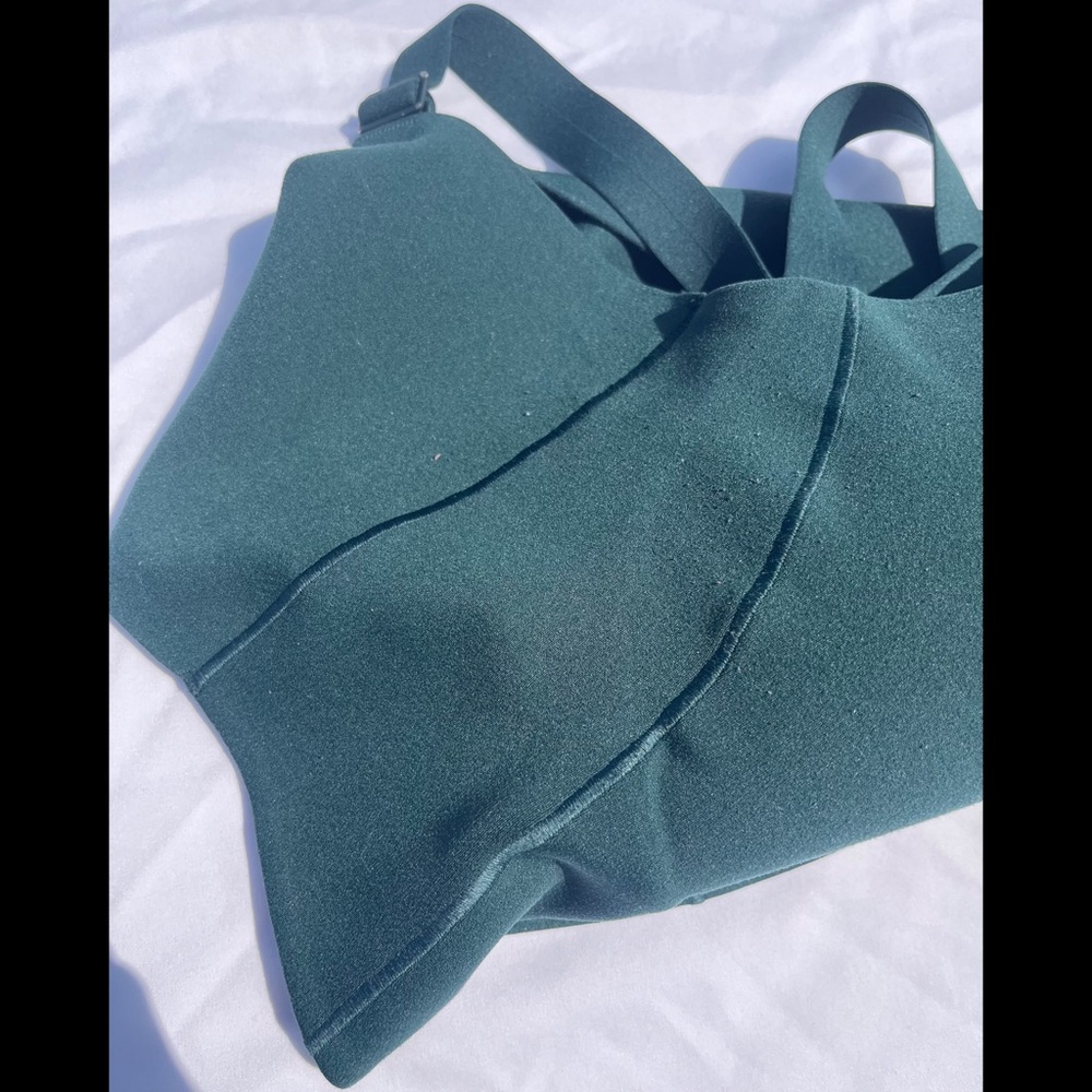 ✨ HP ✨ OFFLINE By Aerie ✨ Real Me Hold Up! Corset Sports Bra ✨ - Picture 3 of 6